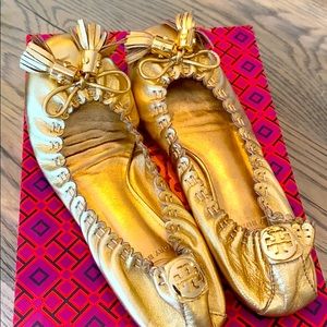 Tory Burch Gold Tassel Ballet Flats size 6